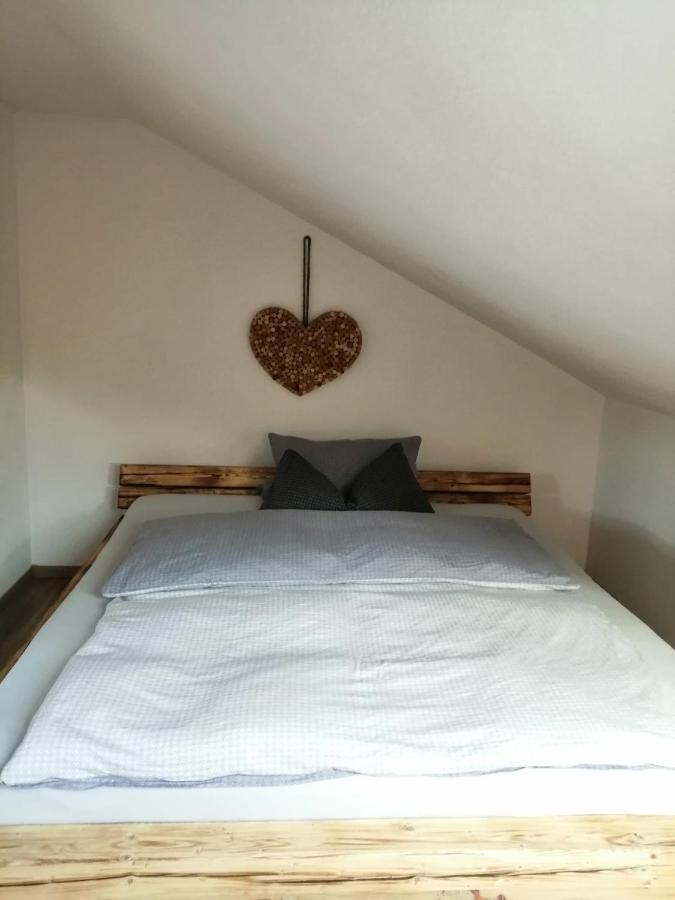 Ferienwohnung Saaleblick Schwarzenbach an der Saale Buitenkant foto